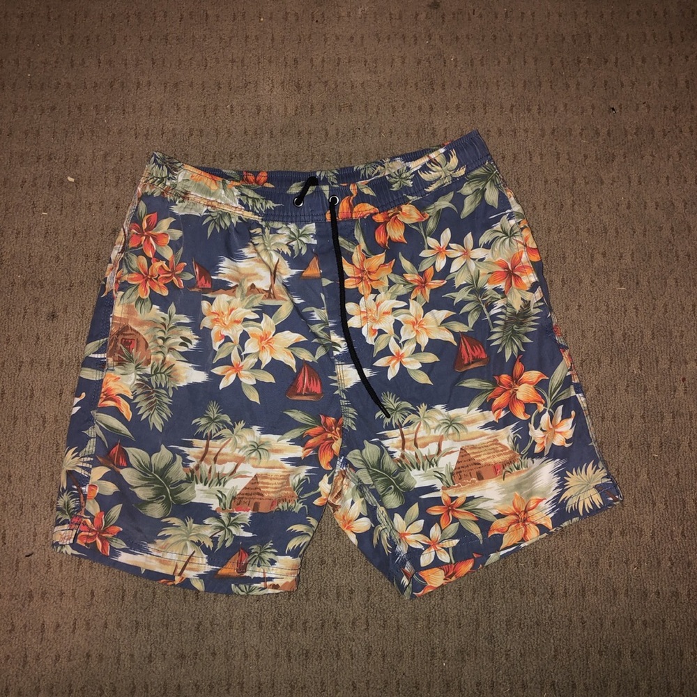 VINTAGE HAWAIIAN SHORTS